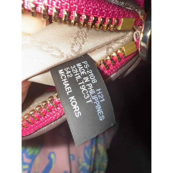 Michael Kor Jet Set Charm wild Berry studded pink purse New - Picture 9 of 12